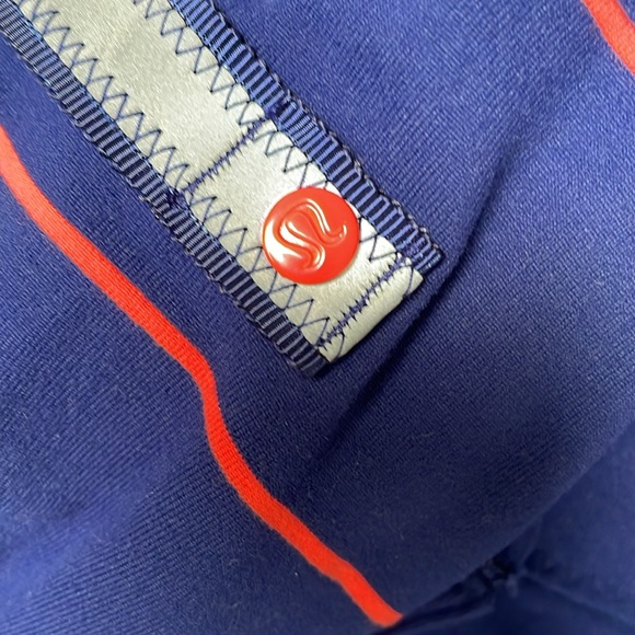 Lululemon scarf - Picture 4 of 4